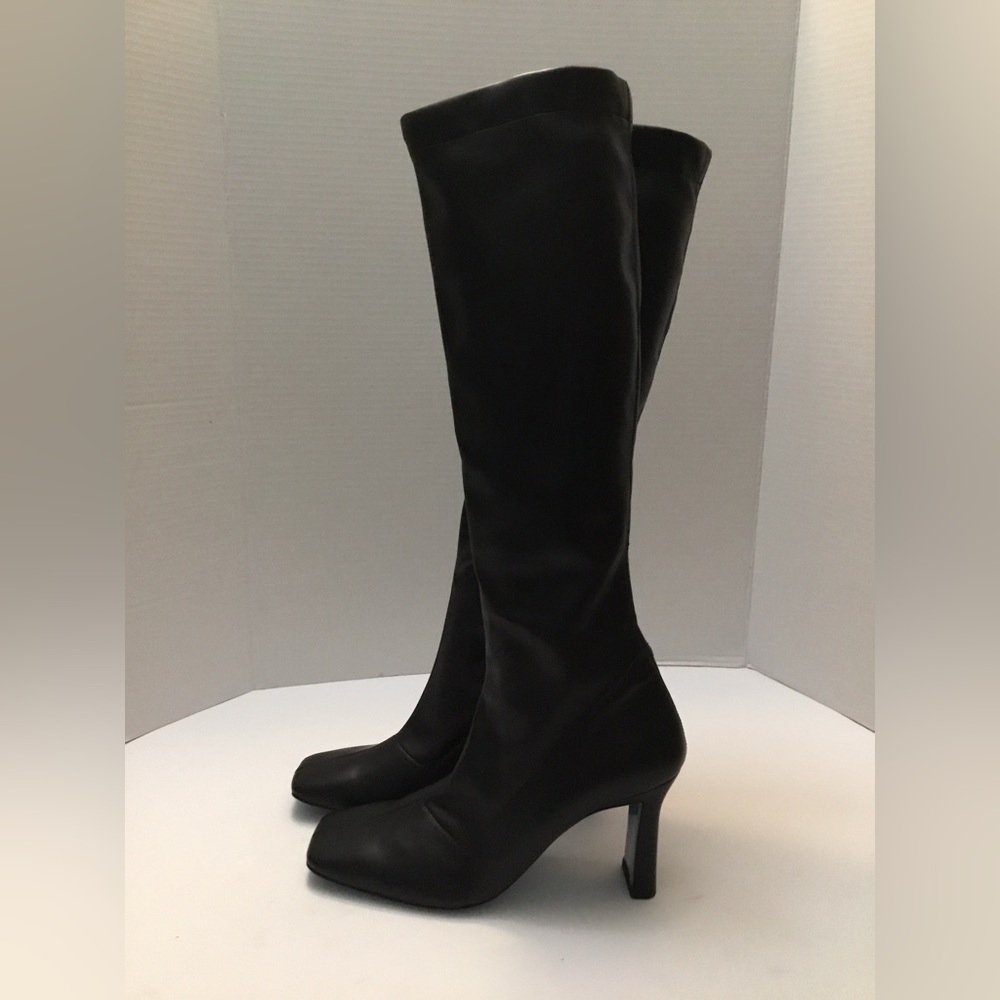 Rangoni Black Knee-High Women's Boots size 8M
